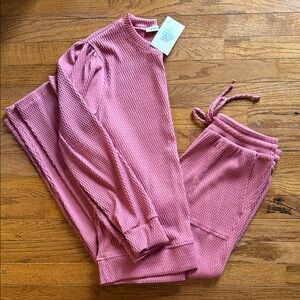 Pink Textured Lounge Set